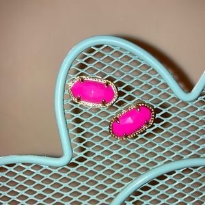 Kendra Scott Earrings!!